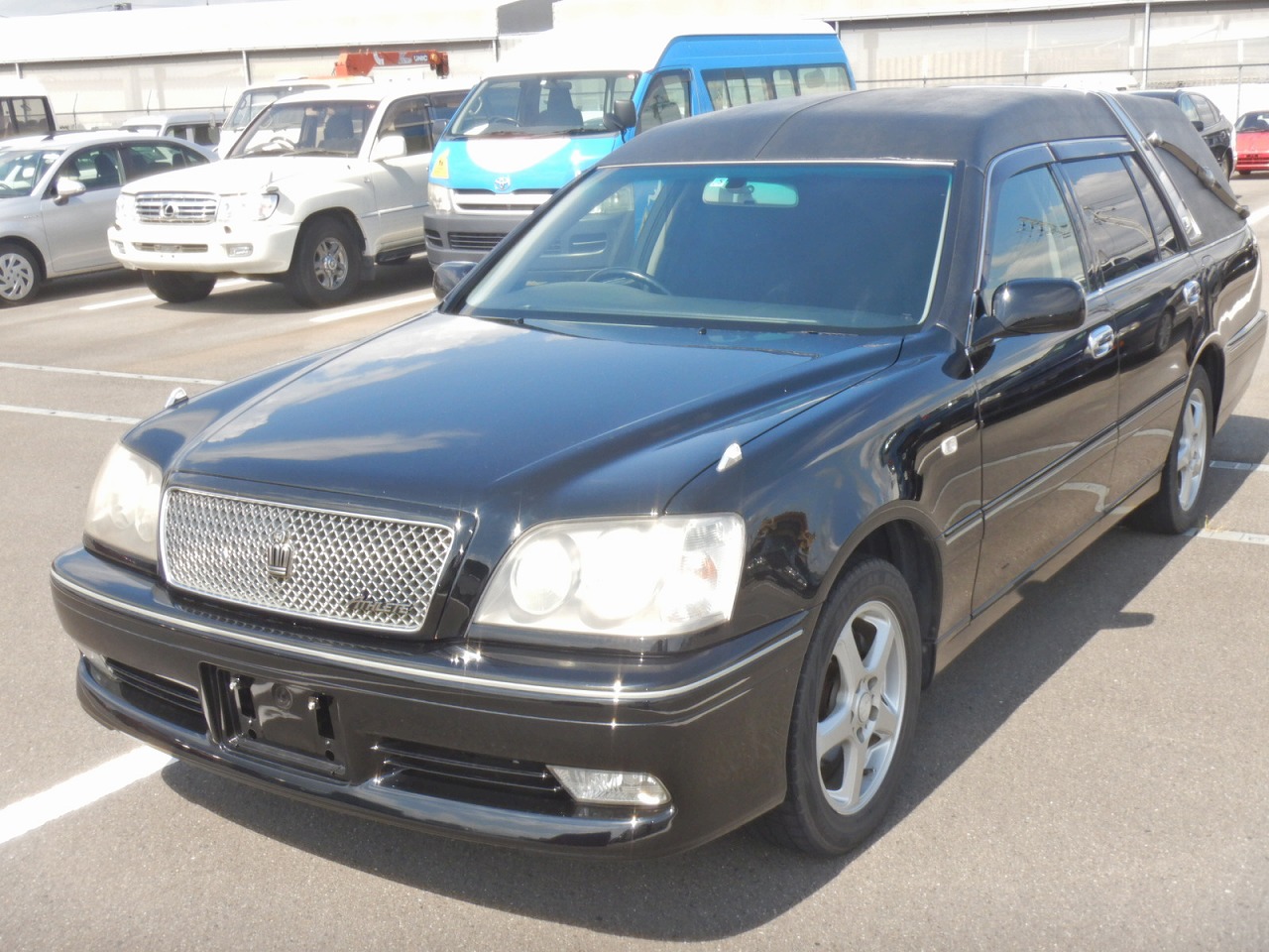 TOYOTA Crown Estate