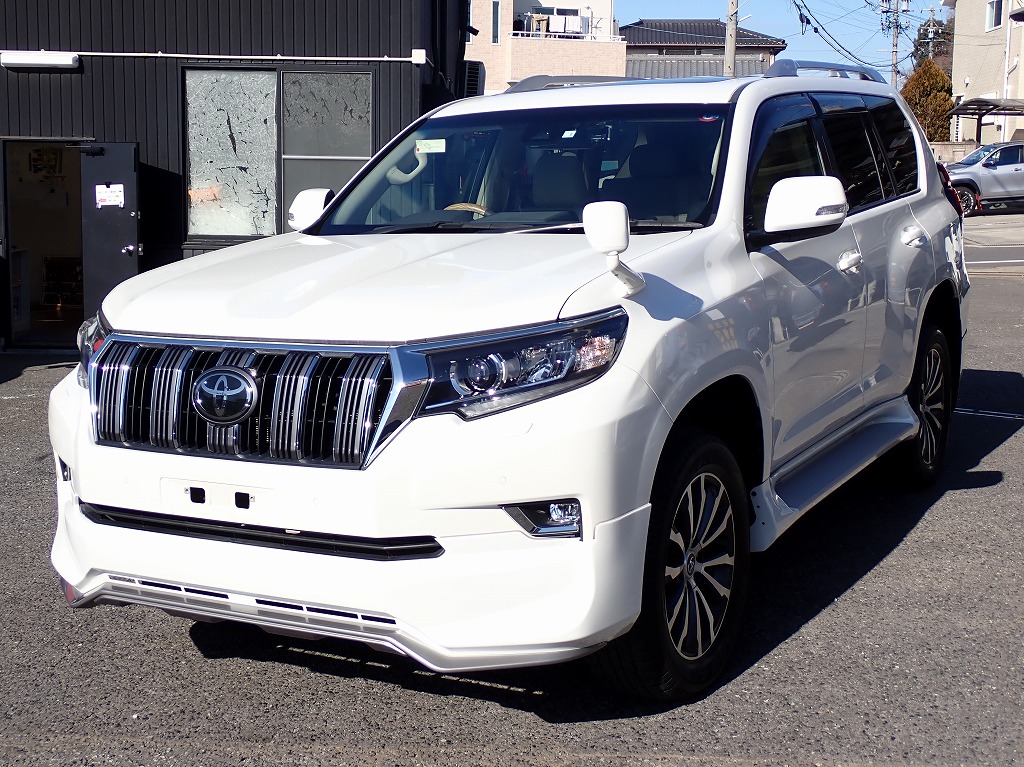 TOYOTA Land Cruiser Prado