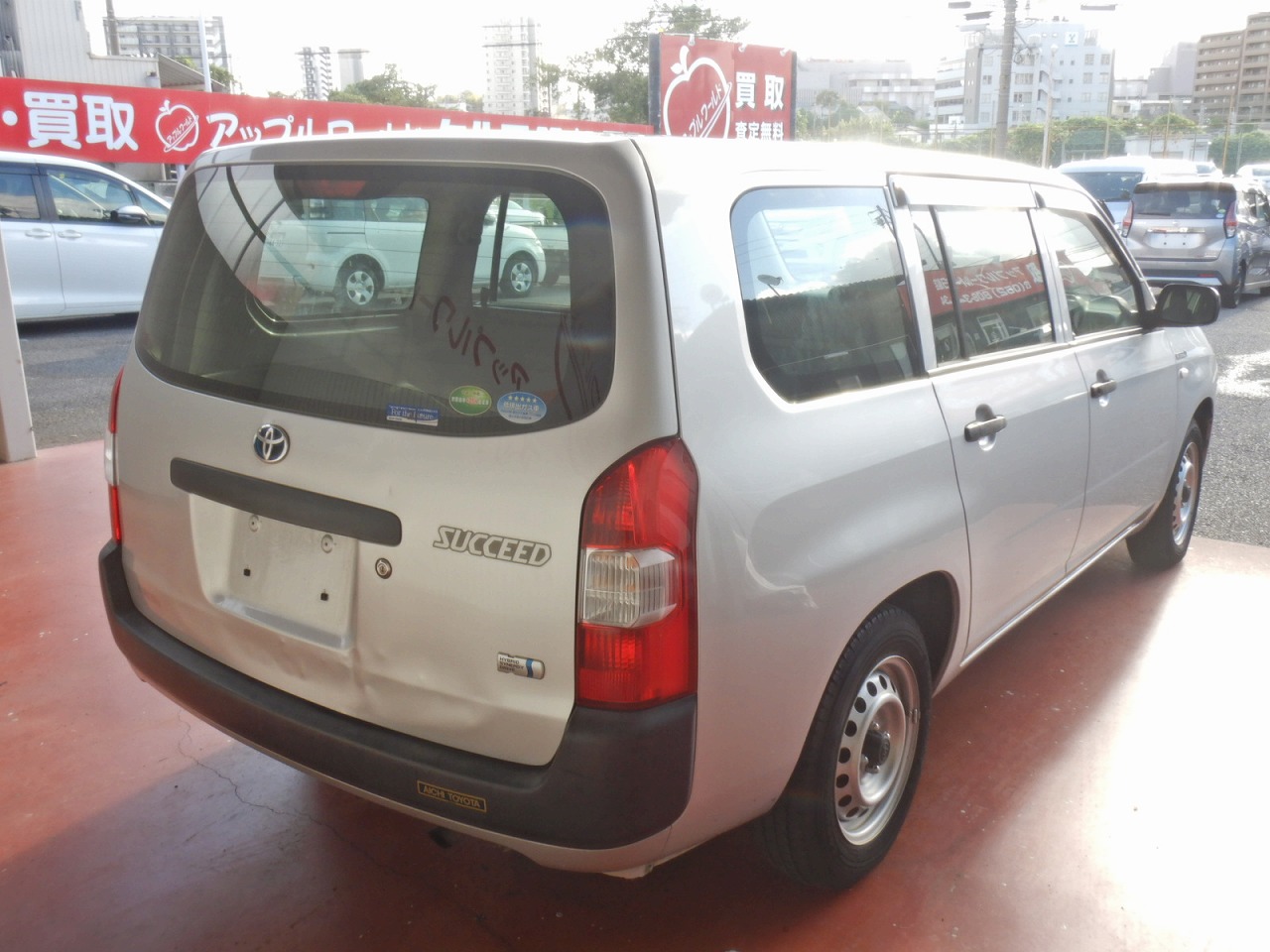 TOYOTA Succeed Van