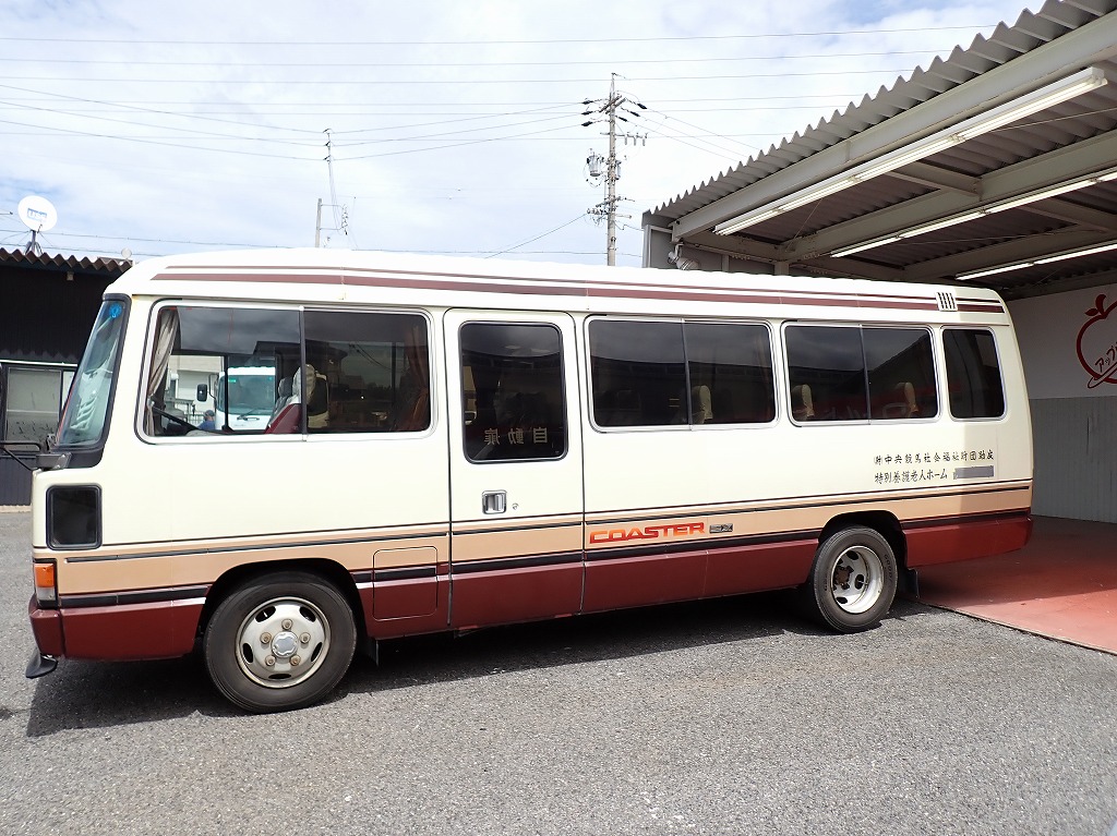 TOYOTA Coaster