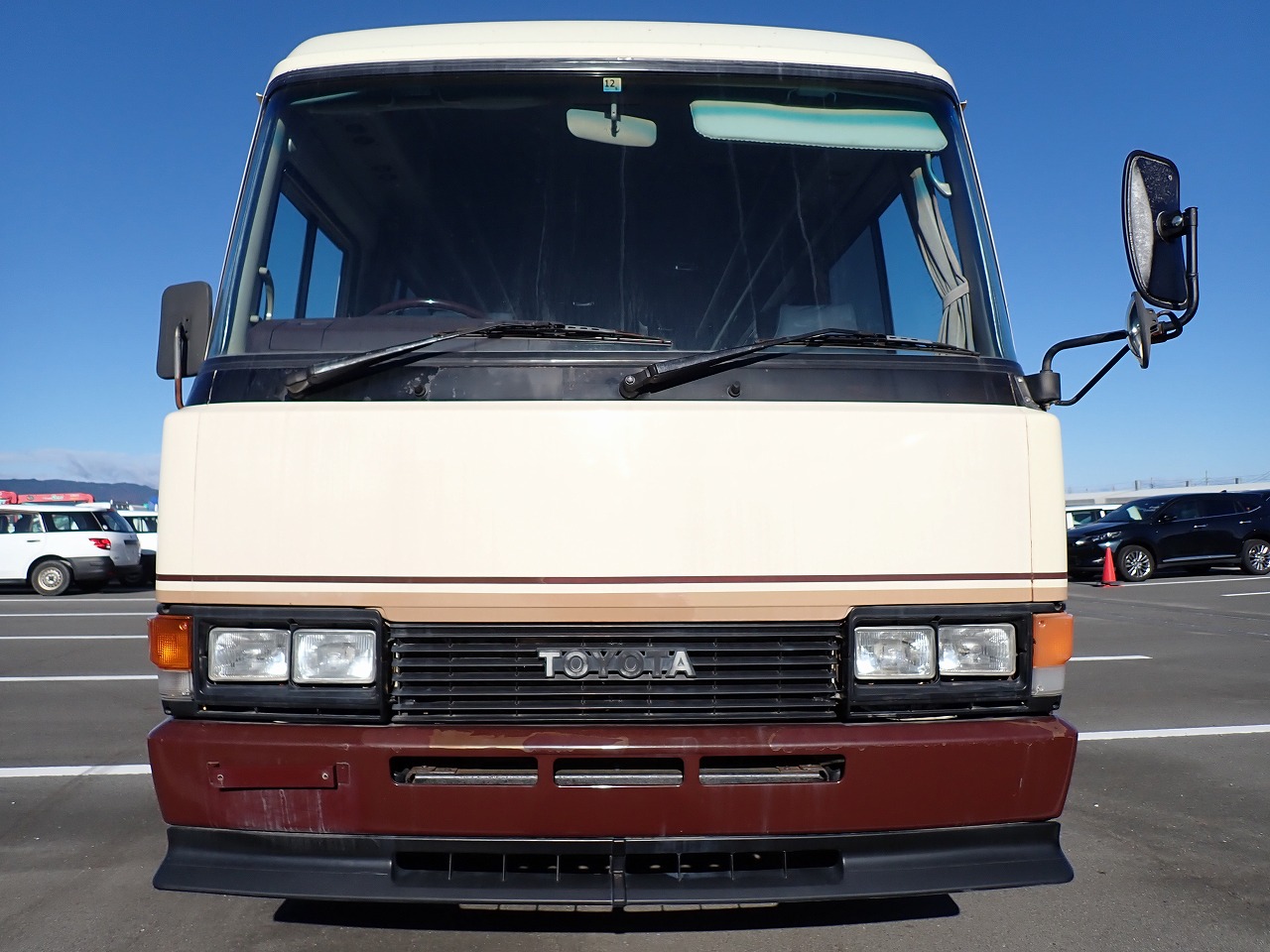 TOYOTA Coaster