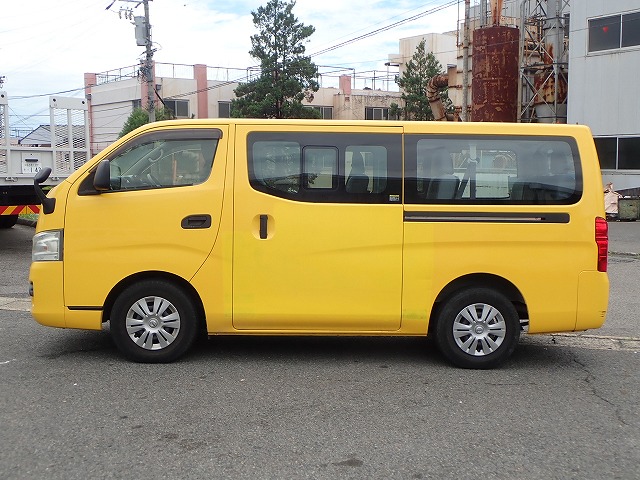 NISSAN NV 350 CARAVAN