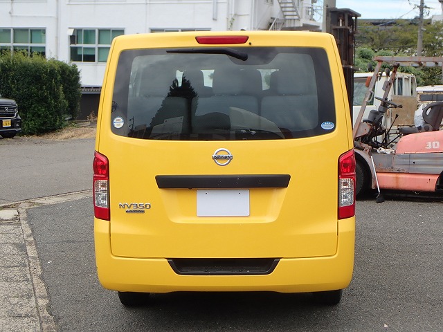 NISSAN NV 350 CARAVAN