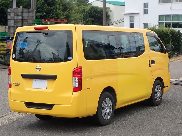 NISSAN NV 350 CARAVAN