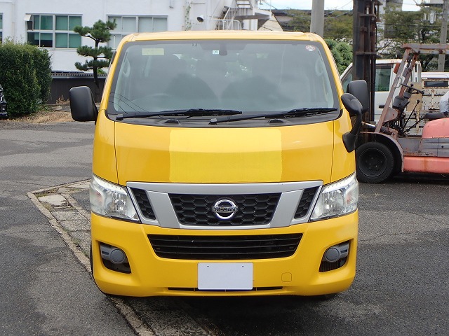 NISSAN NV 350 CARAVAN