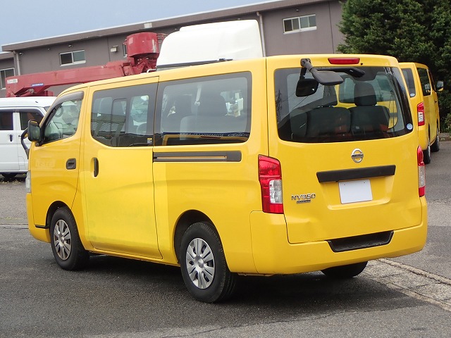 NISSAN NV 350 CARAVAN