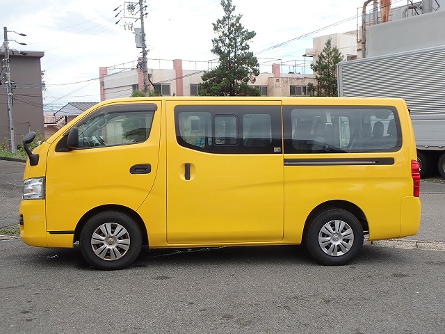 NISSAN NV 350 CARAVAN