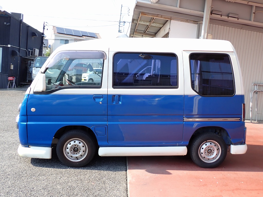 SUBARU Sambar Diaz