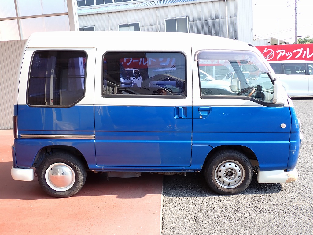 SUBARU Sambar Diaz