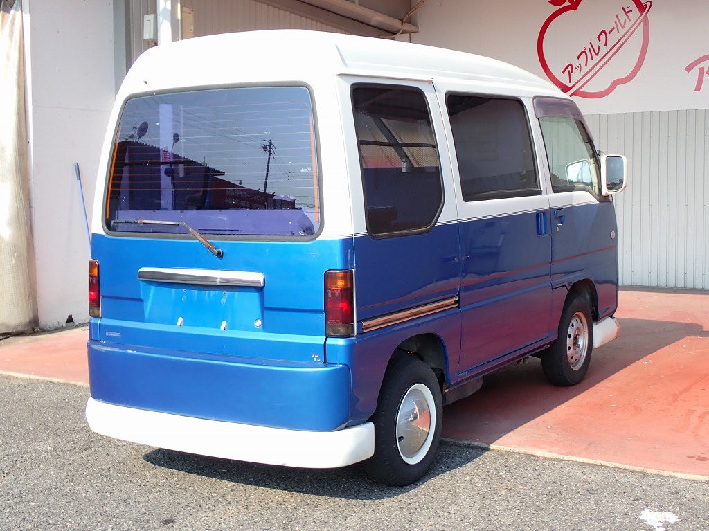 SUBARU Sambar Diaz