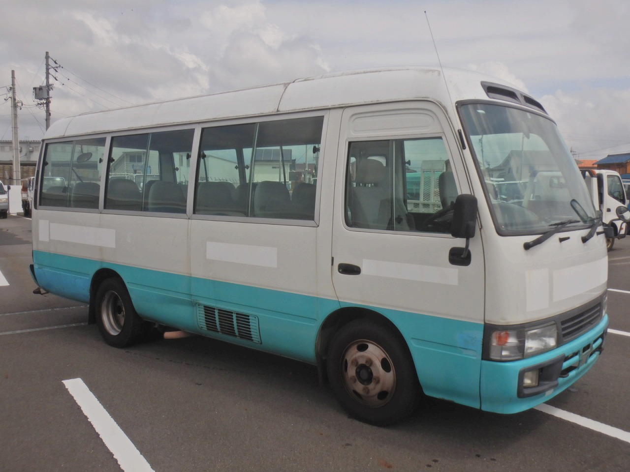 TOYOTA Coaster