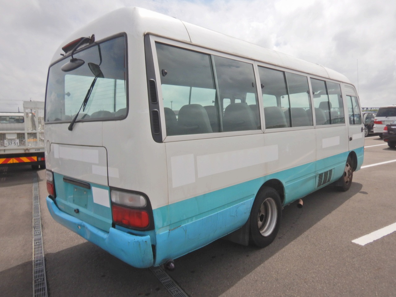 TOYOTA Coaster