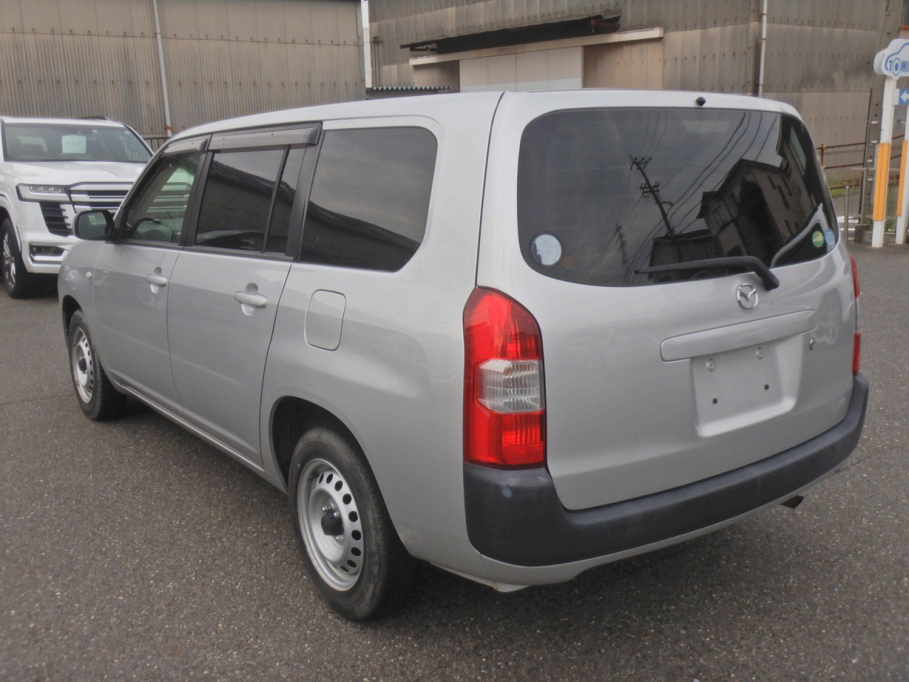 MAZDA Familia Van