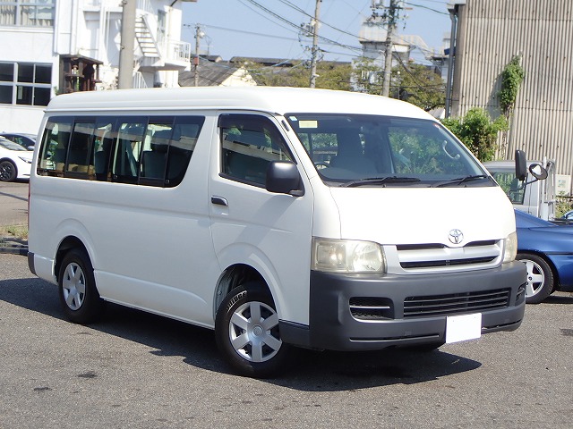 TOYOTA Hiace Wagon