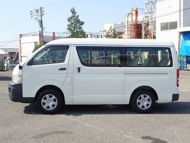 TOYOTA Hiace Wagon