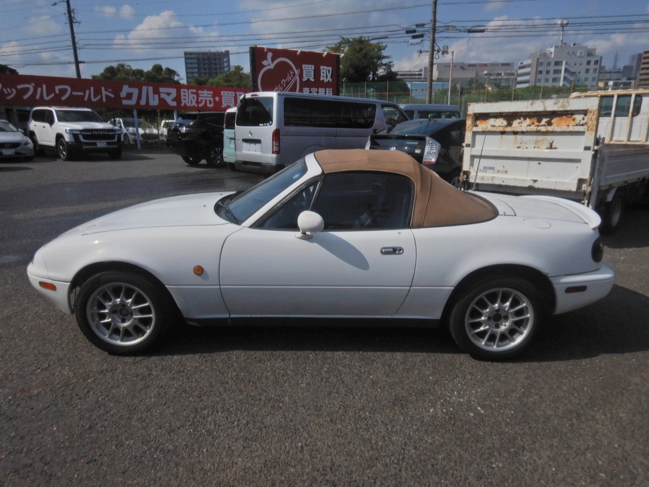 MAZDA Roadster