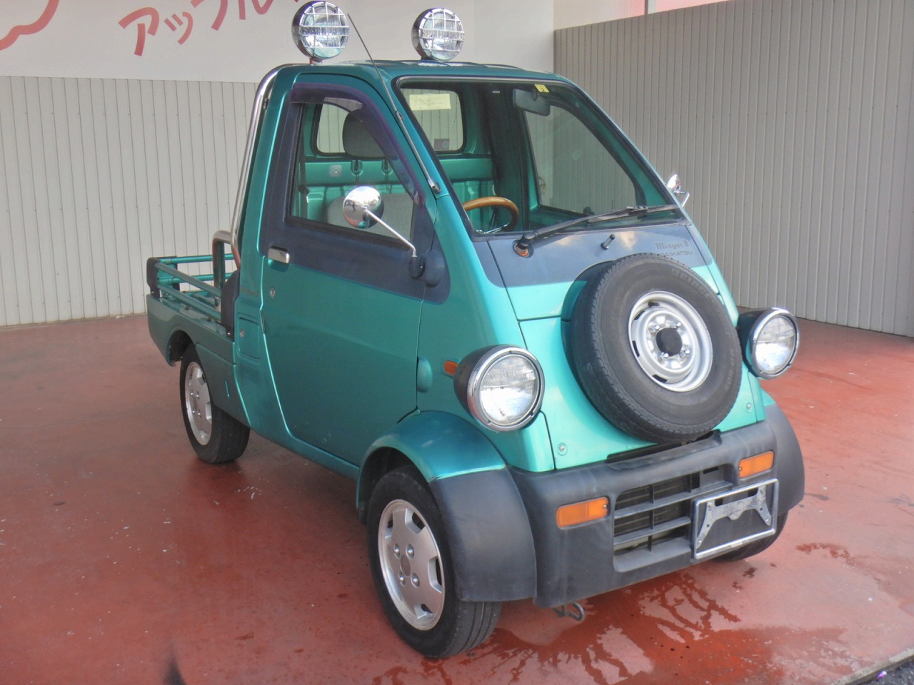 DAIHATSU Midget II