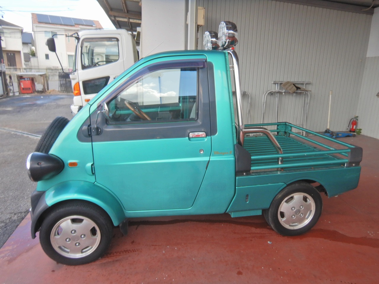 DAIHATSU Midget II