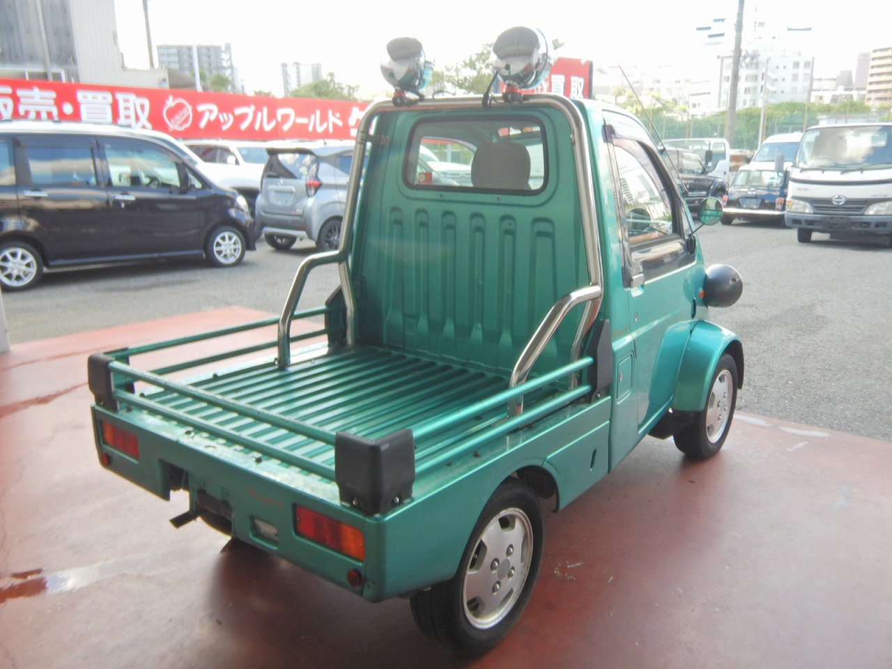 DAIHATSU Midget II