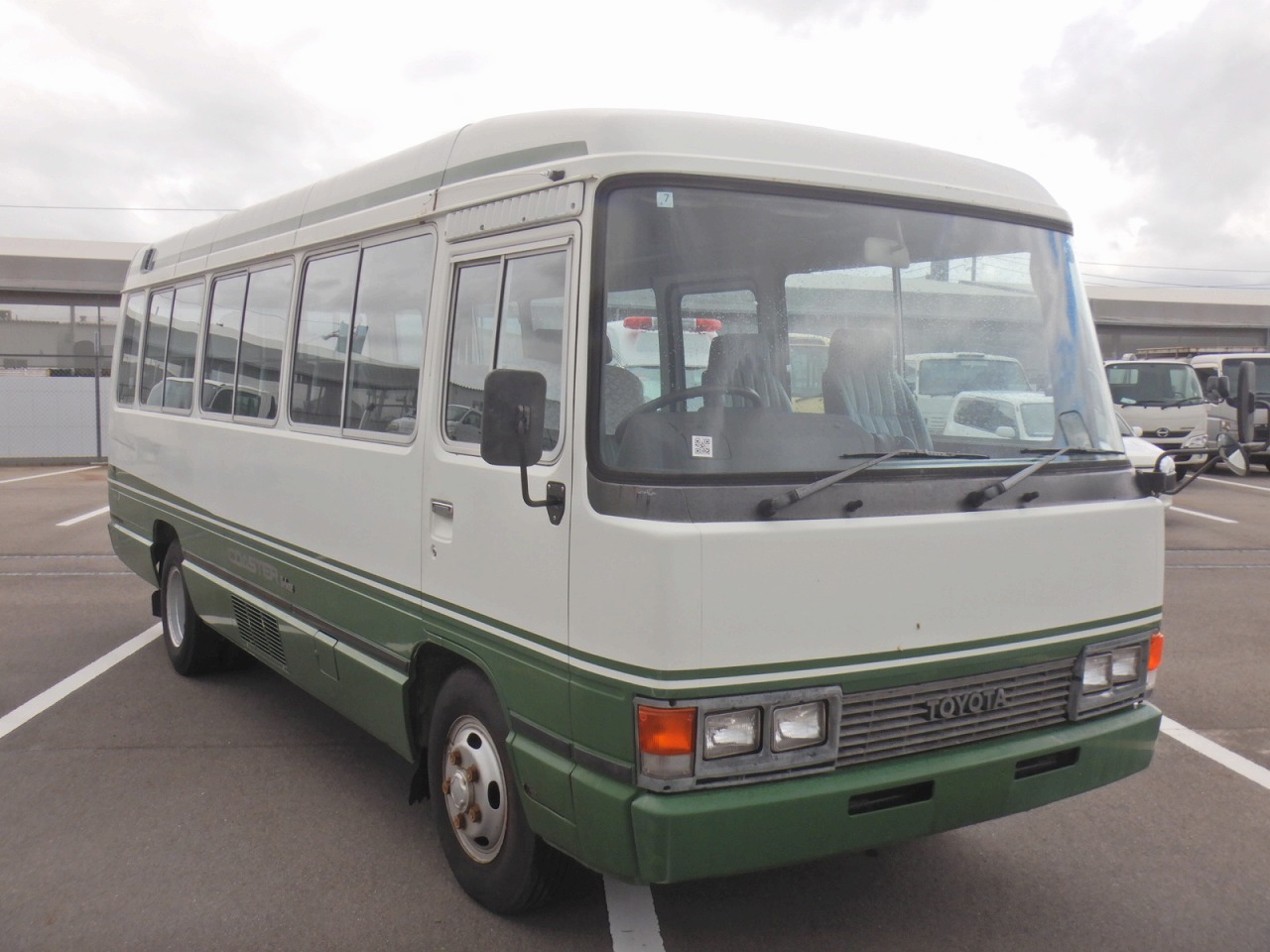 TOYOTA Coaster