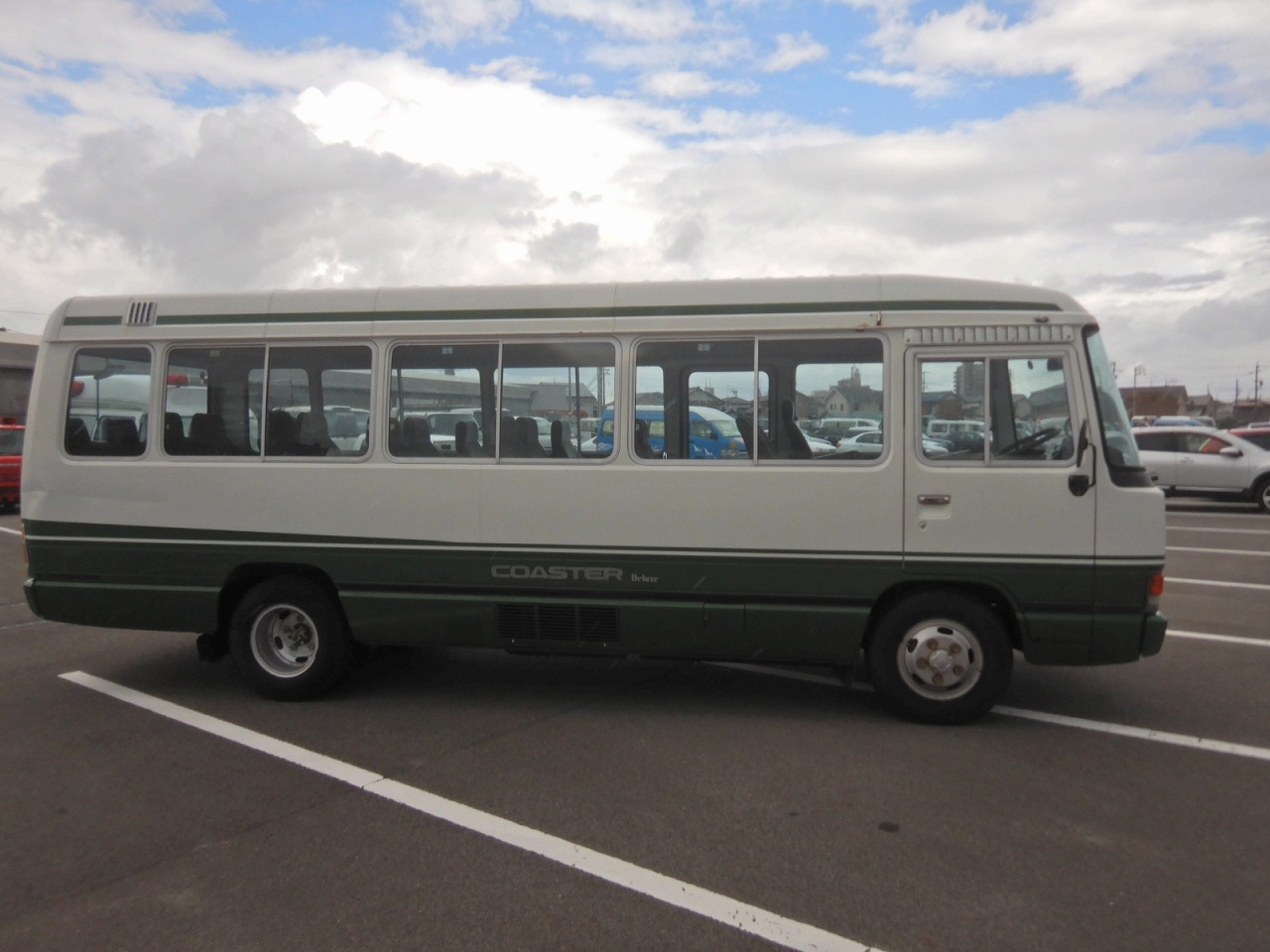 TOYOTA Coaster