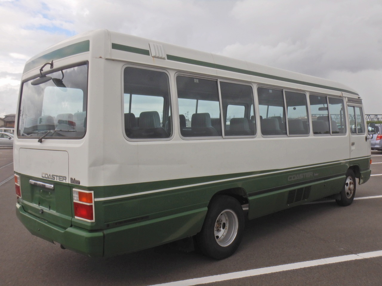 TOYOTA Coaster