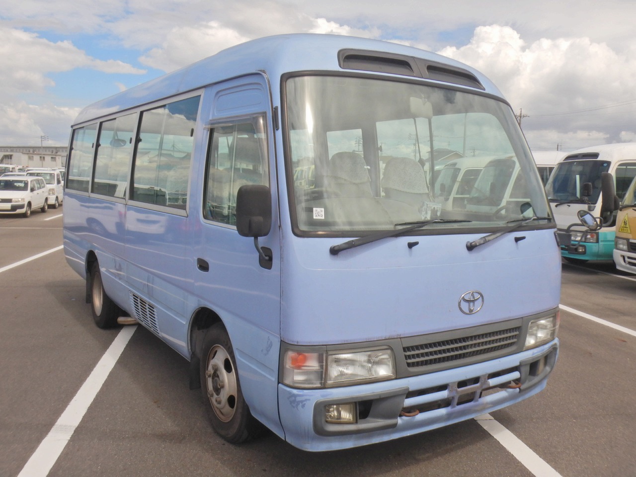 TOYOTA Coaster