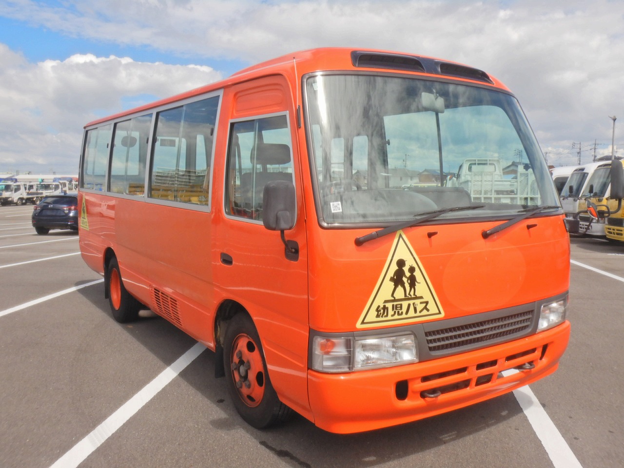 TOYOTA Coaster