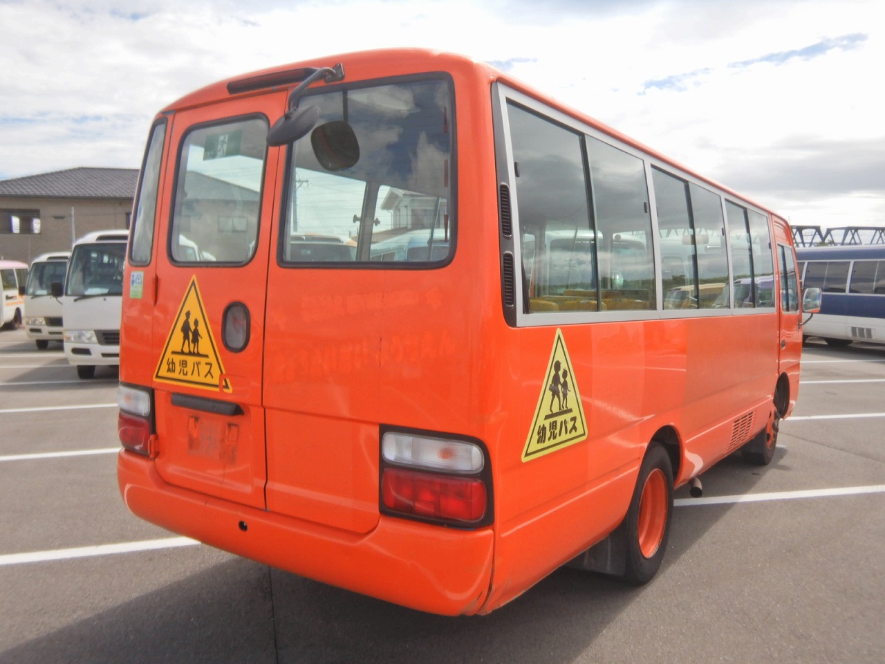 TOYOTA Coaster