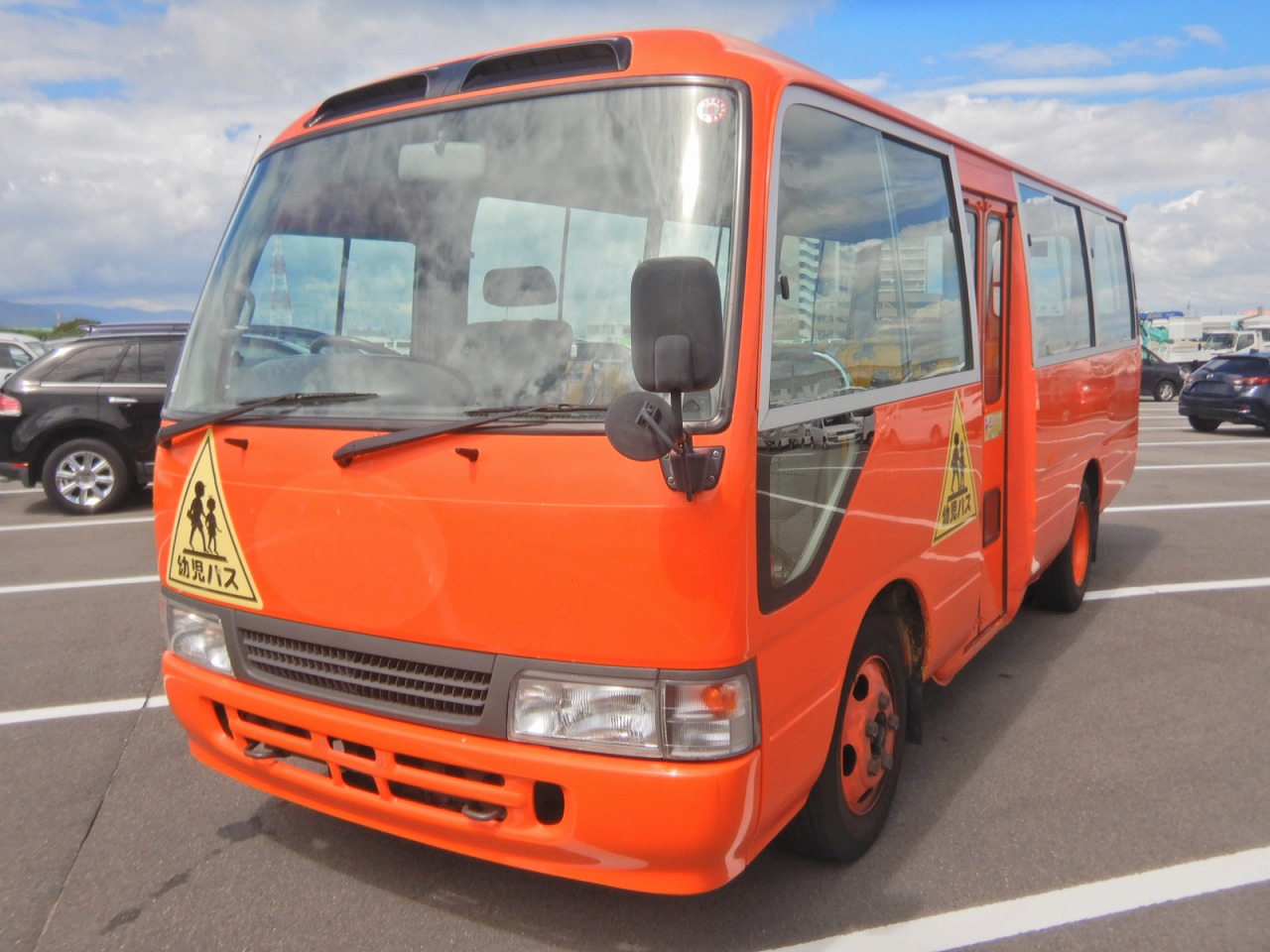 TOYOTA Coaster