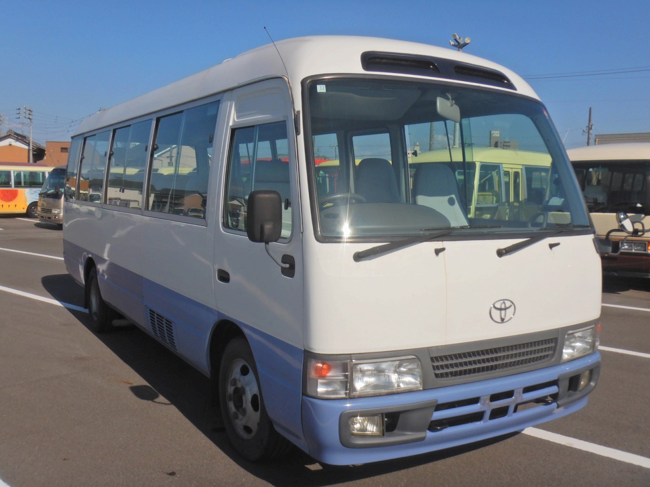 TOYOTA Coaster