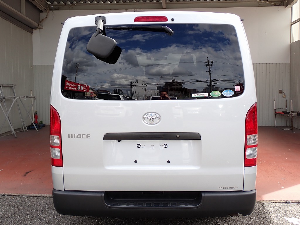 TOYOTA Hiace Van