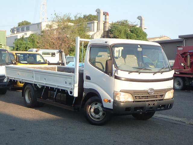 HINO Dutro