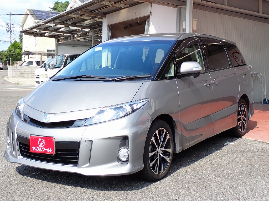 TOYOTA Estima