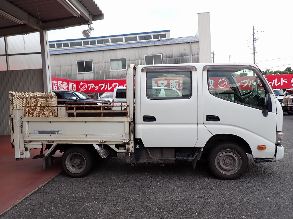 TOYOTA Dyna Truck