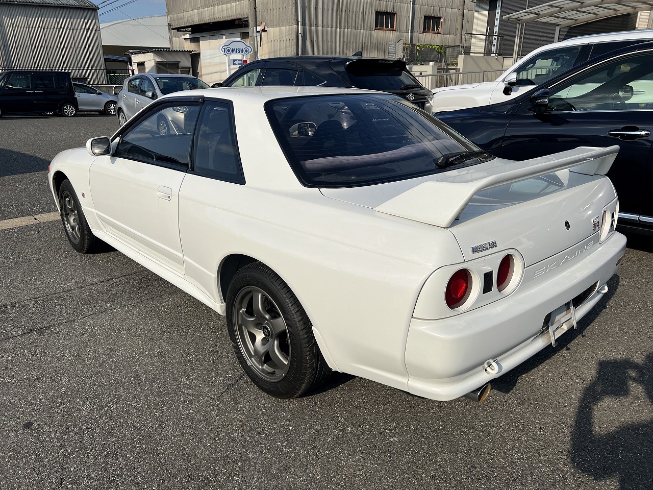 NISSAN Skyline GT-R