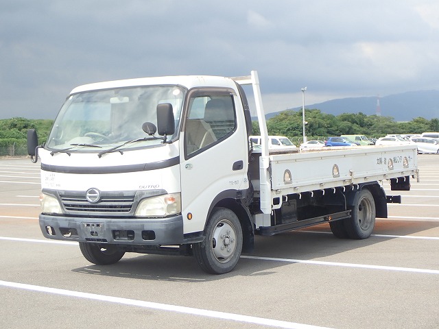 HINO Dutro