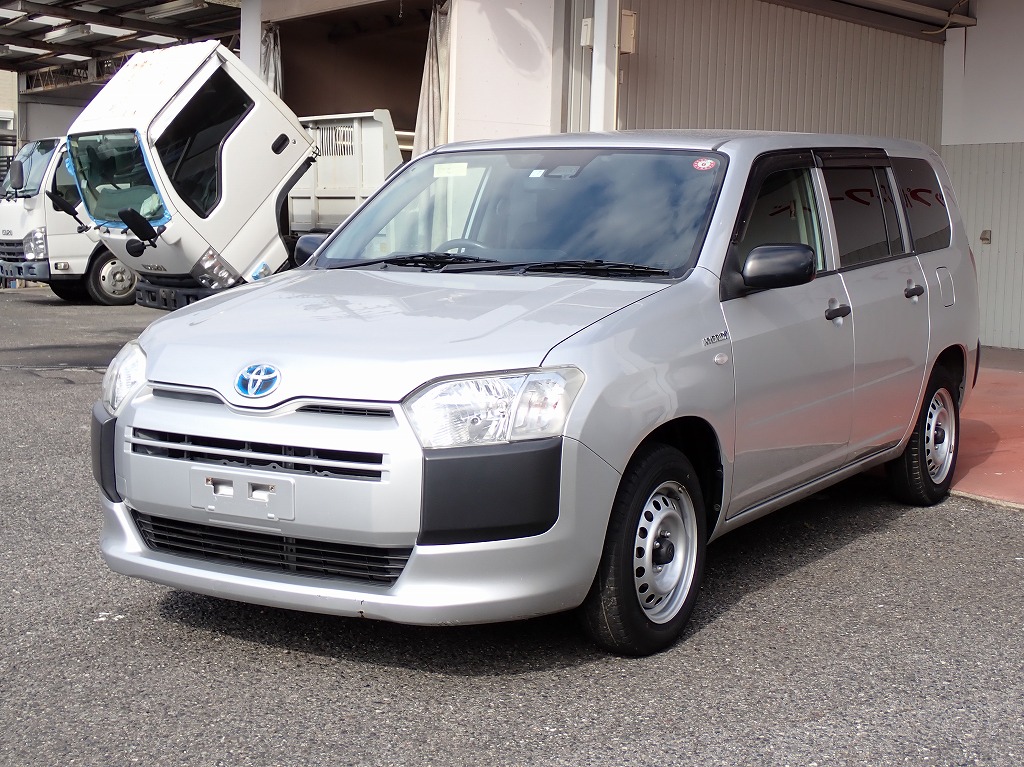 TOYOTA Succeed Van