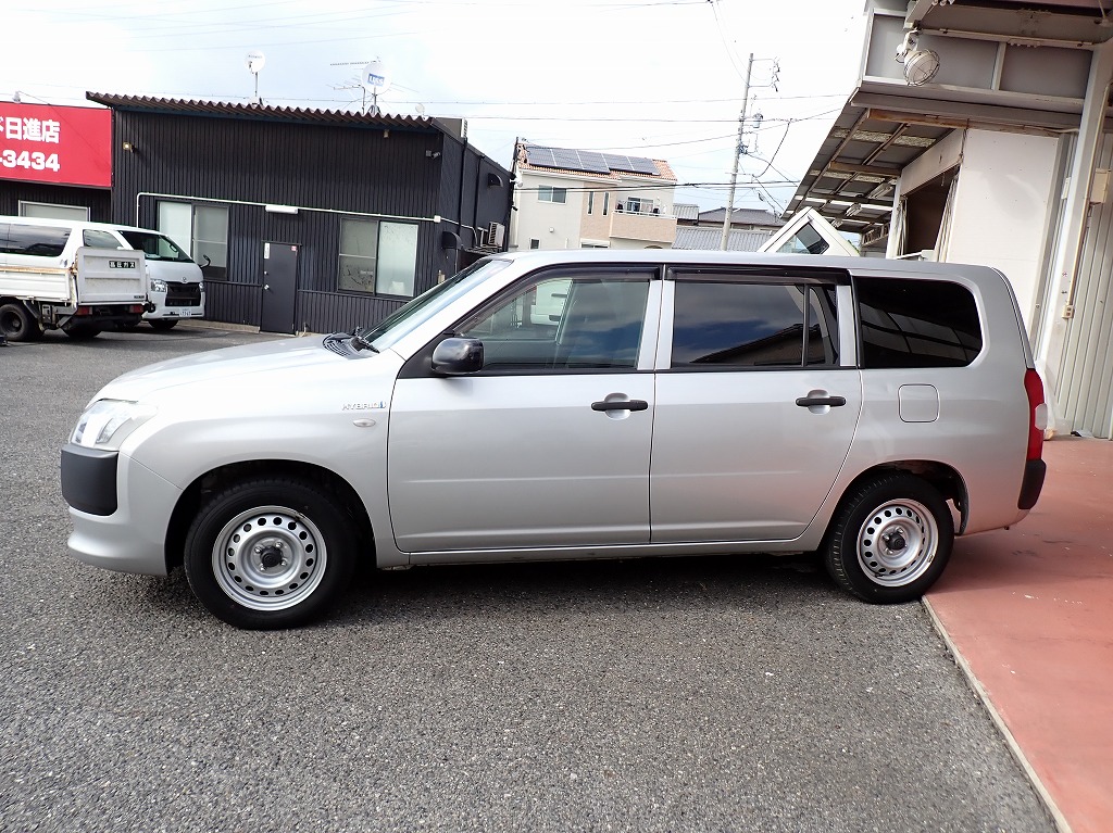 TOYOTA Succeed Van