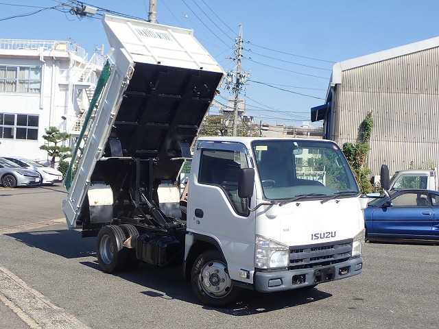 ISUZU Elf Truck