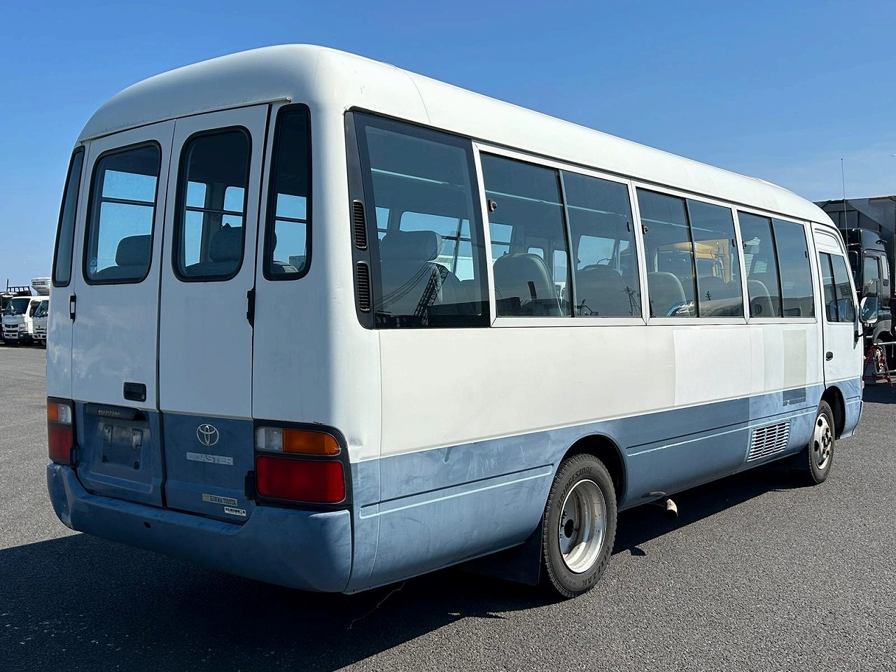 TOYOTA Coaster