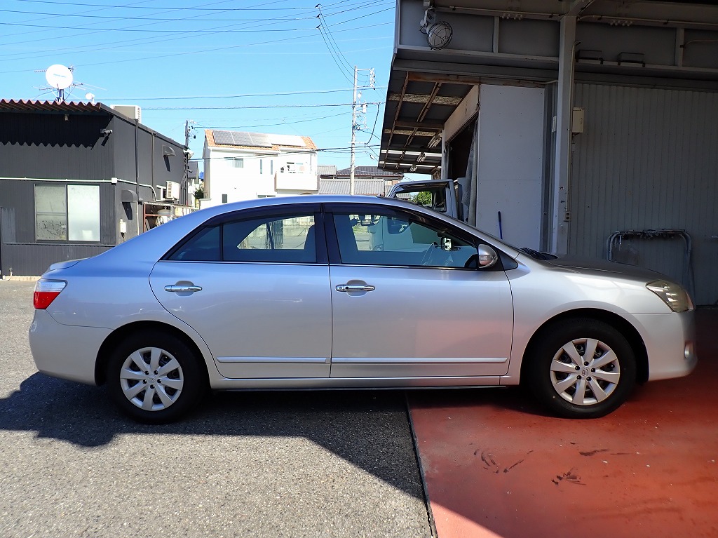 TOYOTA Premio