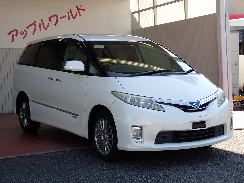 TOYOTA Estima Hybrid