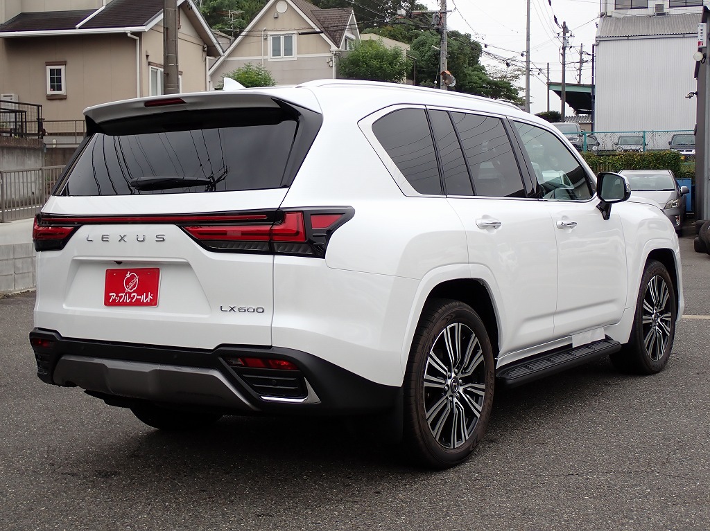 LEXUS LX