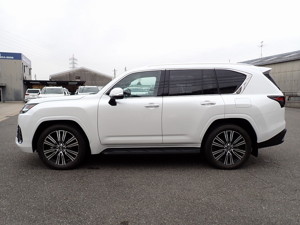 LEXUS LX