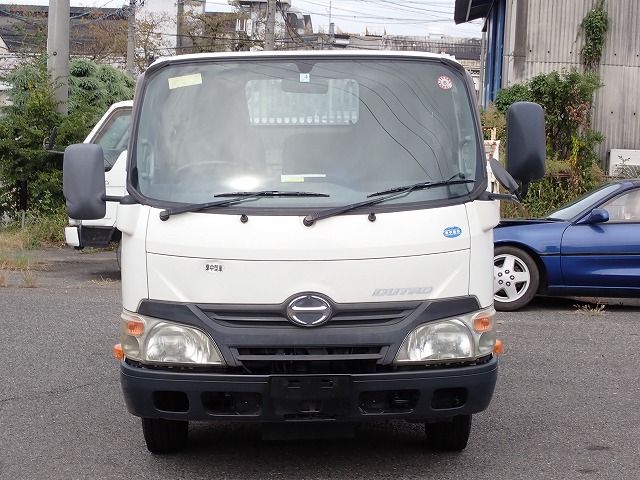 HINO Dutro