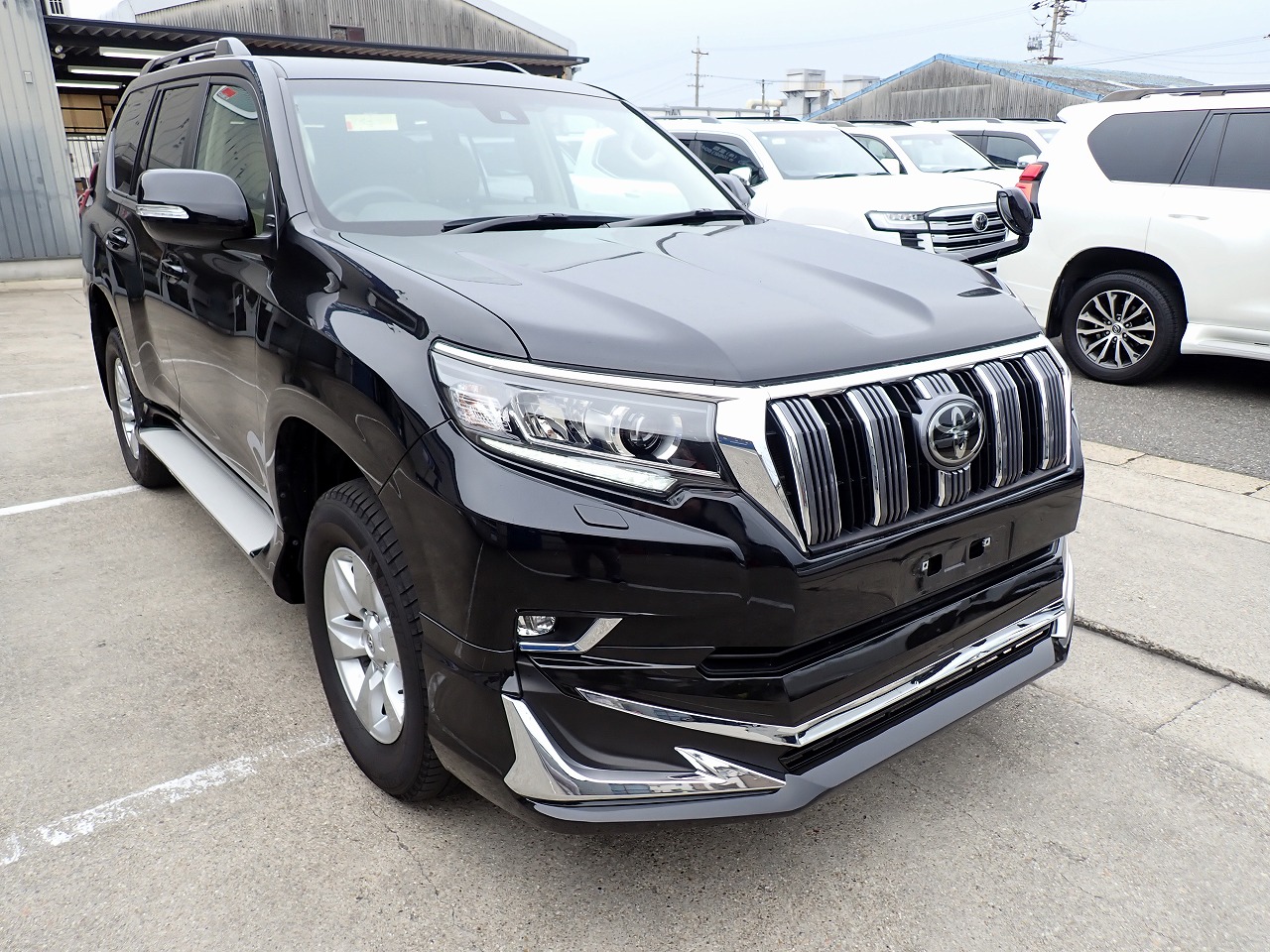 TOYOTA Land Cruiser Prado