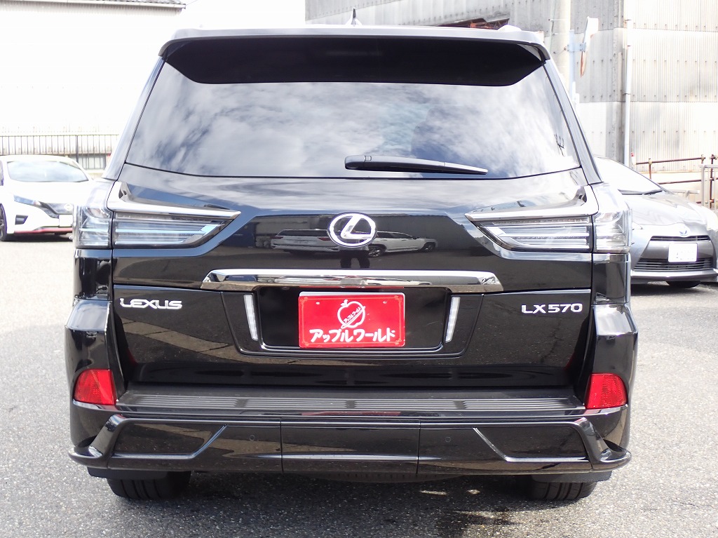 LEXUS LX