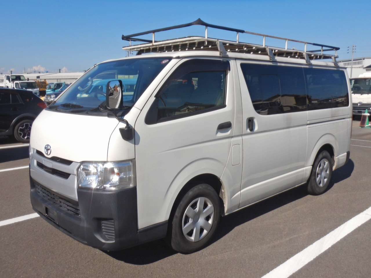 TOYOTA Hiace Van