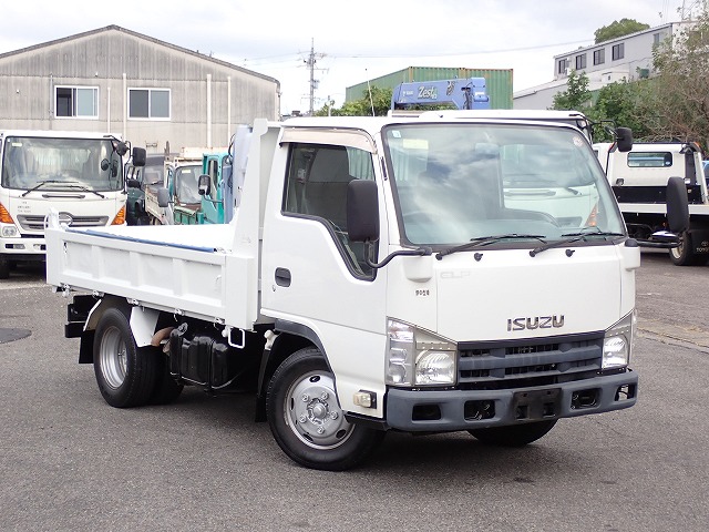 ISUZU Elf Truck